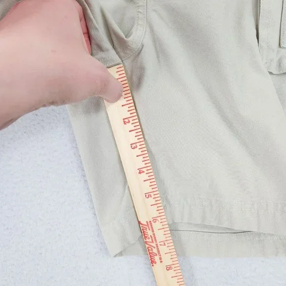 LL Bean Shorts Women 16 Tan Cream Cargo High Waist Casual Hiking Outdoor Fishing - Picture 5 of 9